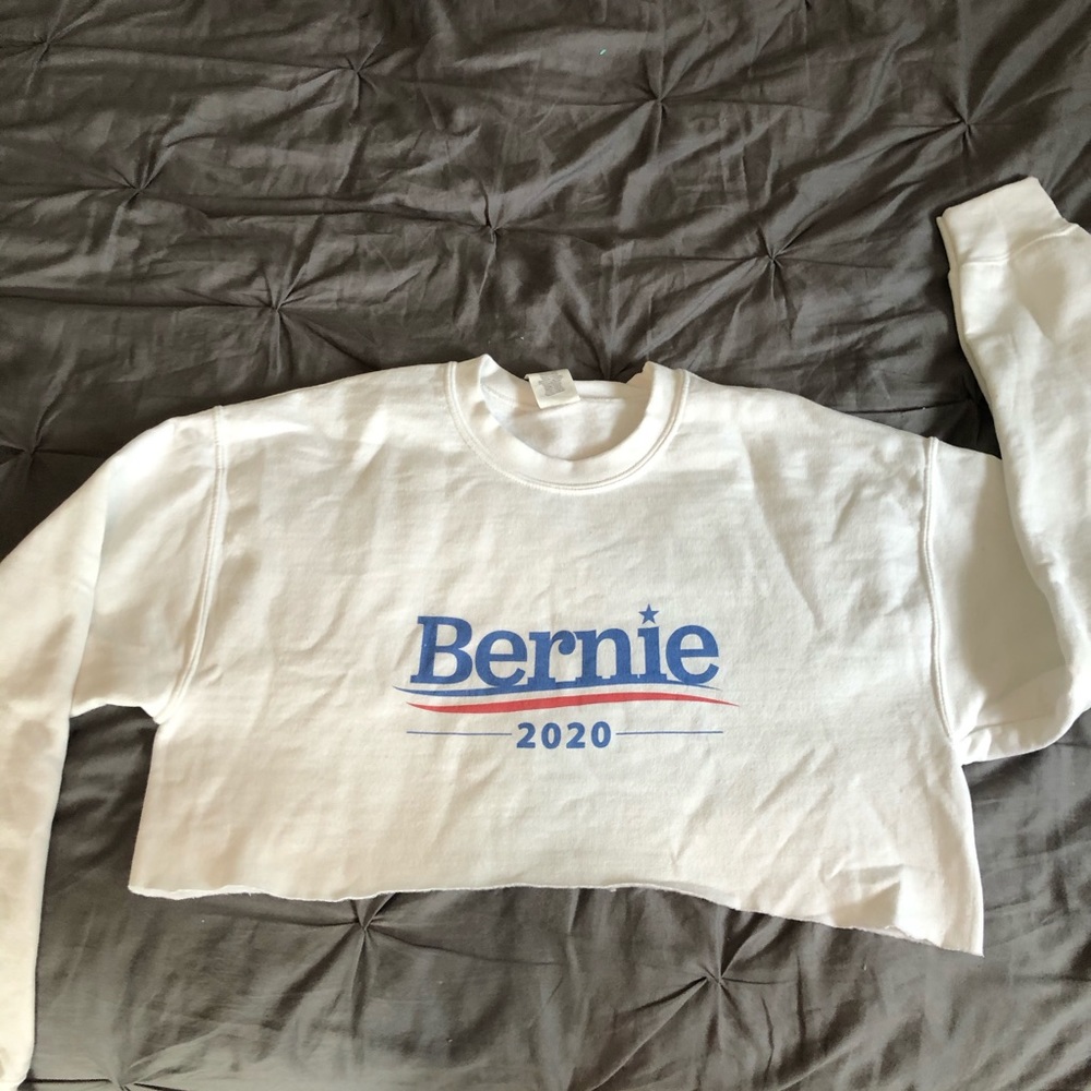 ✨flash sale✨ cropped bernie 2020 sweatshirt